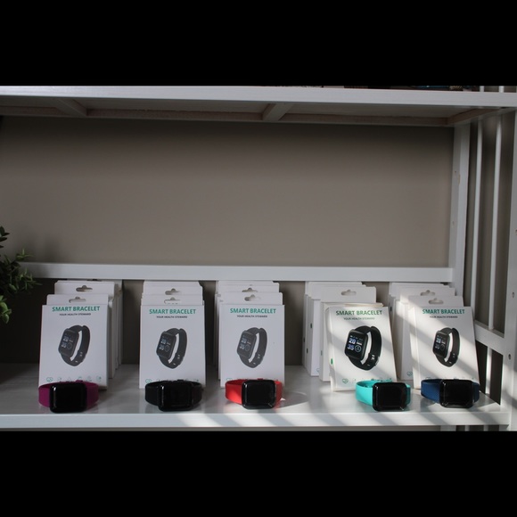 Smart Watch/ FitBit - Picture 2 of 8